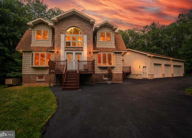 Property at 2173 Tuscarora Dr, Pocono Lake, PA 18347, 3 beds, 2.5 baths