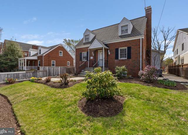 Property at 6314 Washington Blvd, Arlington, VA 22205, 4 beds, 3.5 baths