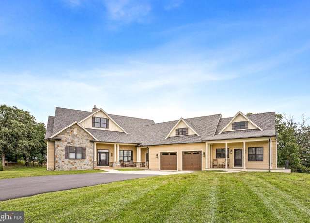Property at 120 Pomme Cir, Stephens City, VA 22655, 4 beds, 5 baths