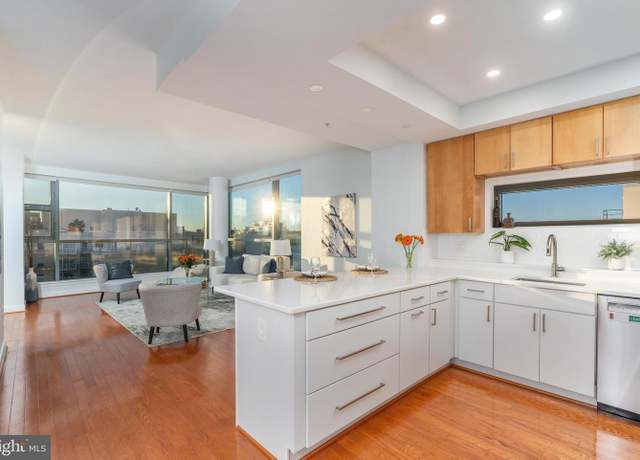 Property at 1117 10th St NW #1103, Washington, DC 20001, 3 beds, 2.5 baths