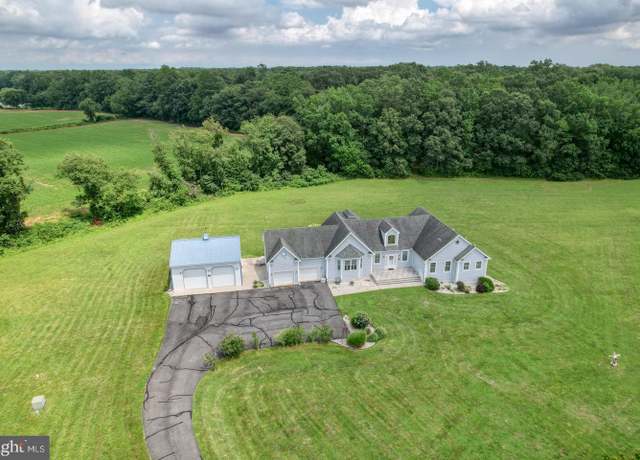 Property at 145 Rocky Meadow Ln, Dover, DE 19904, 3 beds, 2.5 baths
