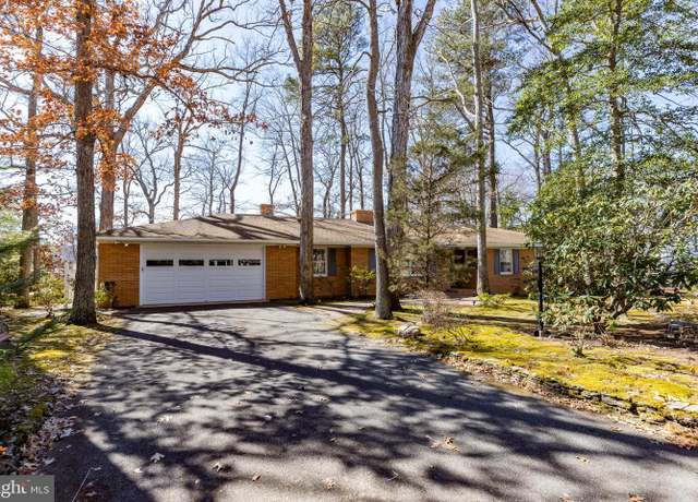 Property at 31360 Point Cir, Lewes, DE 19958, 3 beds, 3 baths
