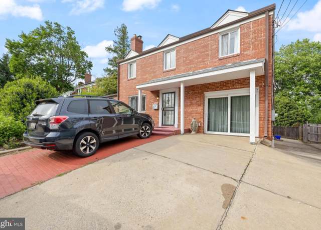 Property at 8905 Georgia Ave, Silver Spring, MD 20910, 3 beds, 2.5 baths