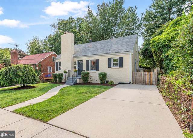 Property at 10112 Dallas Ave, Silver Spring, MD 20901, 4 beds, 3 baths