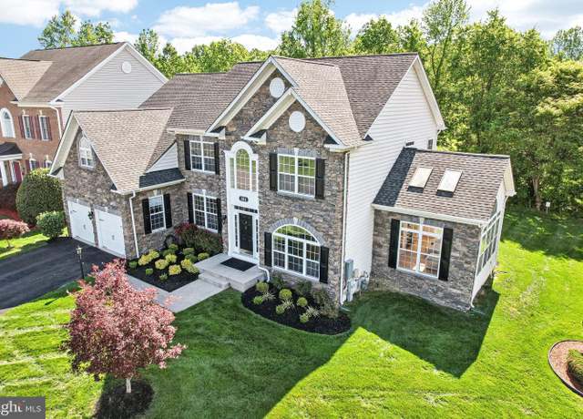 Property at 504 Ashaway Ln, Upper Marlboro, MD 20774, 4 beds, 3.5 baths