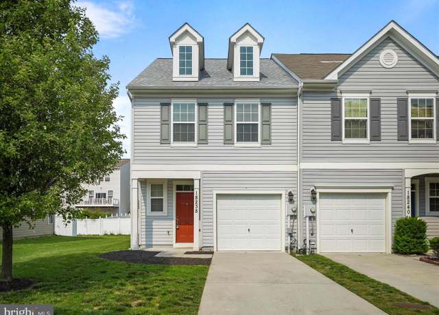 Property at 18238 Hurricane Ct, Hagerstown, MD 21740, 3 beds, 2.5 baths