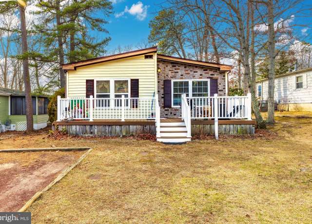 Property at 16 Holly Ct, Mays Landing, NJ 08330, 2 beds, 2 baths