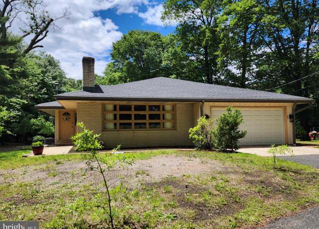 Property at 641 Mt Laurel Rd, Mount Laurel, NJ 08054, 4 beds, 3 baths