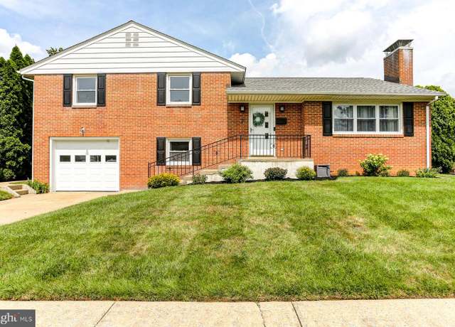 Property at 7 Colgate Dr, Camp Hill, PA 17011, 3 beds, 2 baths