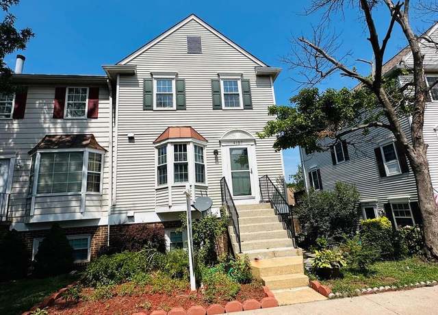 Property at 4157 Weeping Willow Ct Unit 147A, Chantilly, VA 20151, 3 beds, 2.5 baths