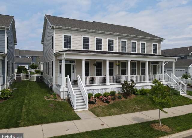 Property at 1117 Columbia St, Middletown, DE 19709, 3 beds, 2.5 baths