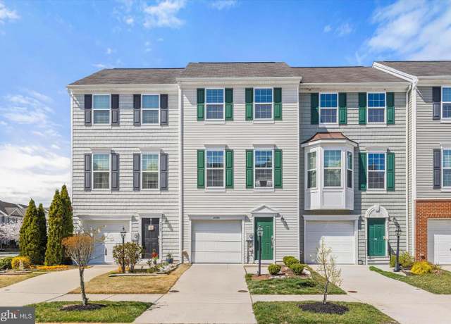 Property at 20769 Brunswick Ln, Millsboro, DE 19966, 2 beds, 2.5 baths