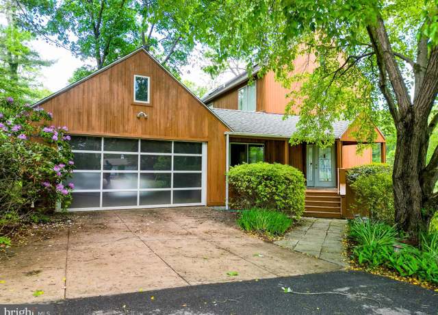 Property at 2532 N Farm Rd, Ellicott City, MD 21042, 4 beds, 3.5 baths