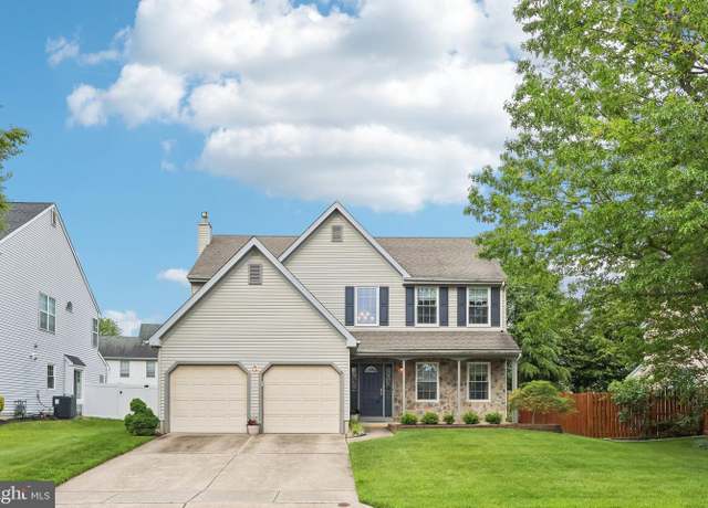Property at 9 Ballinger Way, Mount Laurel, NJ 08054, 4 beds, 2.5 baths