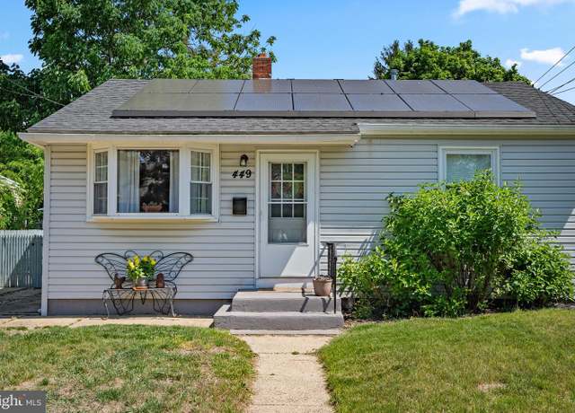 Property at 449 7th Ave, Lindenwold, NJ 08021, 2 beds, 1 bath