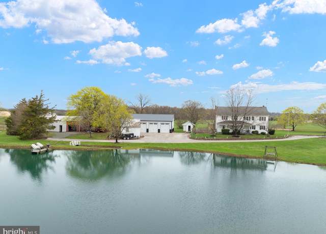 Property at 201 Cashman Rd, Gettysburg, PA 17325, 4 beds, 2 baths