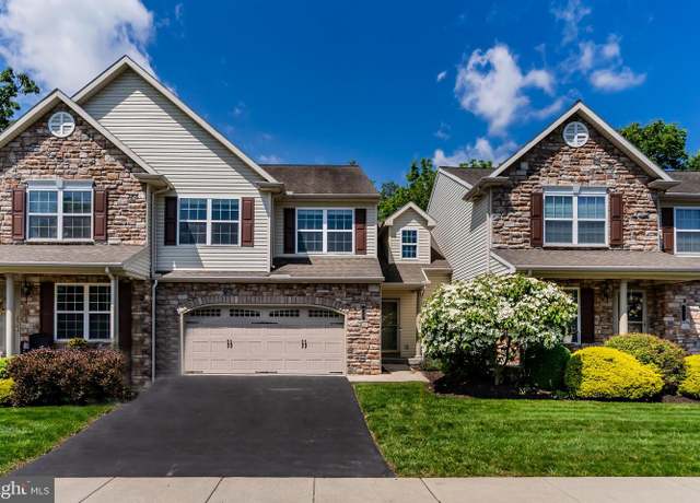 Property at 305 Pin Oak Ct, Mechanicsburg, PA 17050, 3 beds, 3 baths