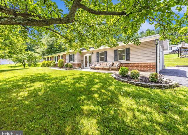 Property at 13365 Seibert Ave, Waynesboro, PA 17268, 3 beds, 2 baths