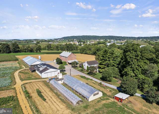 Property at 1715 Division Hwy, Ephrata, PA 17522, 5 beds, 1 bath
