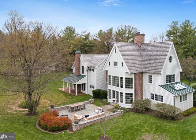 Property at 7292 Mill Spring Dr, Ambler, PA 19002, 5 beds, 5 baths