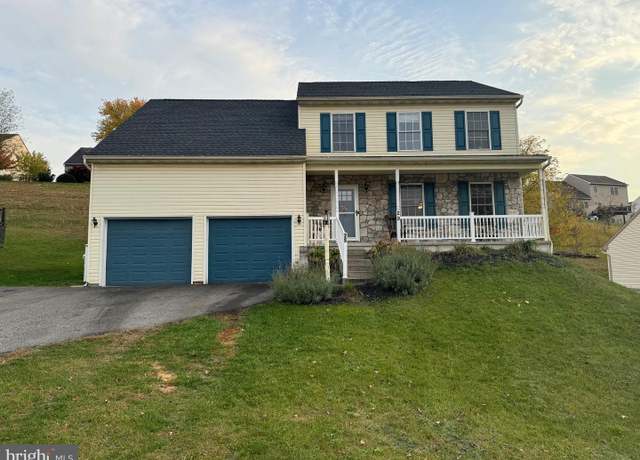 Property at 29 Bryn Way, Mount Wolf, PA 17347, 4 beds, 2.5 baths