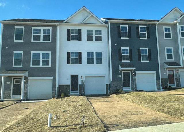 Property at 17 Angus Dr, Hanover, PA 17331, 3 beds, 3 baths