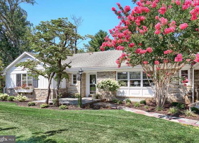 Property at 228 Clearview Rd, Hanover, PA 17331, 4 beds, 4.5 baths