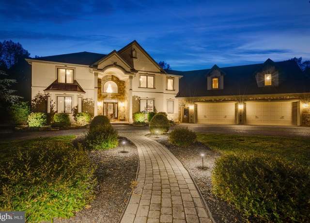 Property at 708 Bencru Ave, Mechanicsburg, PA 17055, 4 beds, 4.5 baths