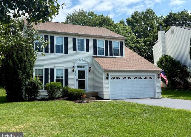 Property at 20534 Norwich Pl, Ashburn, VA 20147, 4 beds, 2.5 baths