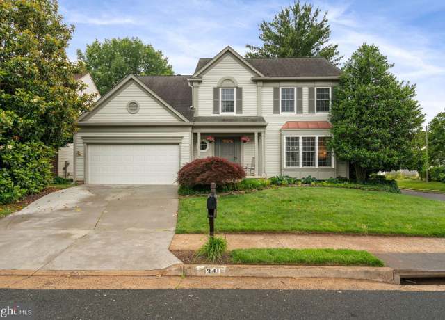 Property at 9341 Amaryllis Ave, Manassas, VA 20110, 4 beds, 3.5 baths
