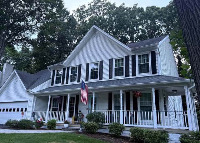 Property at 4924 Queensbury Cir, Fredericksburg, VA 22408, 4 beds, 3.5 baths