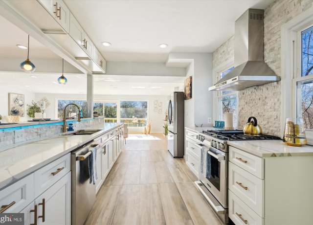 Property at 2528 Elvans Rd SE, Washington, DC 20020, 5 beds, 3 baths