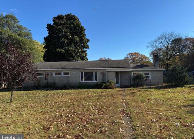 Property at 7845 June Dr, Pasadena, MD 21122, 3 beds, 2 baths