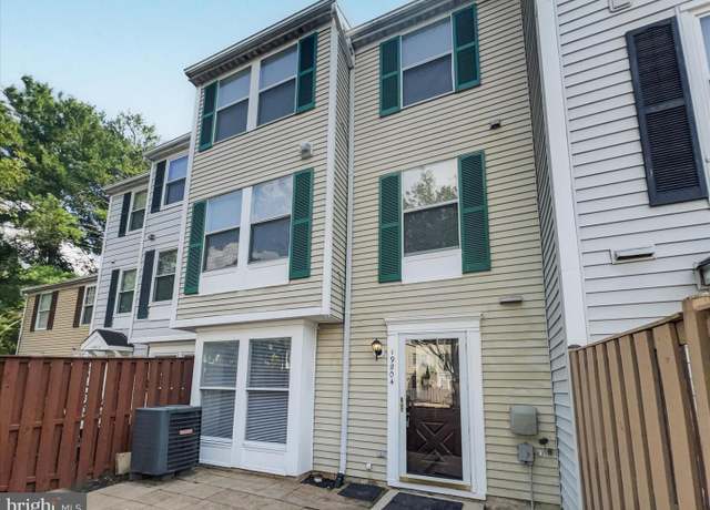 Property at 19804 Larentia Dr, Germantown, MD 20874, 3 beds, 2.5 baths