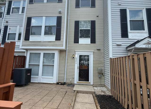 Property at 19804 Larentia Dr, Germantown, MD 20874, 3 beds, 2.5 baths