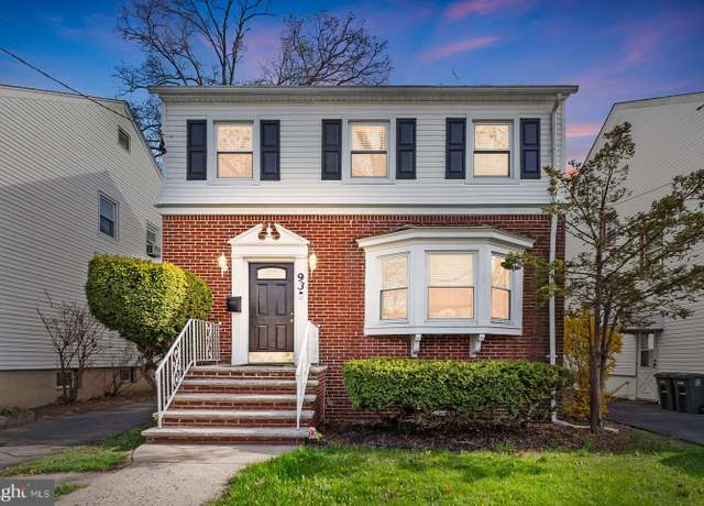 Property at 93 Webster St, Irvington, NJ 07111, 4 beds, 1.5 baths