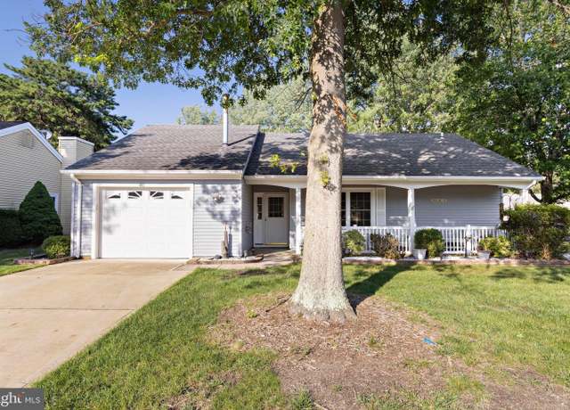 Property at 40 Canterbury Dr, Forked River, NJ 08731, 2 beds, 2 baths