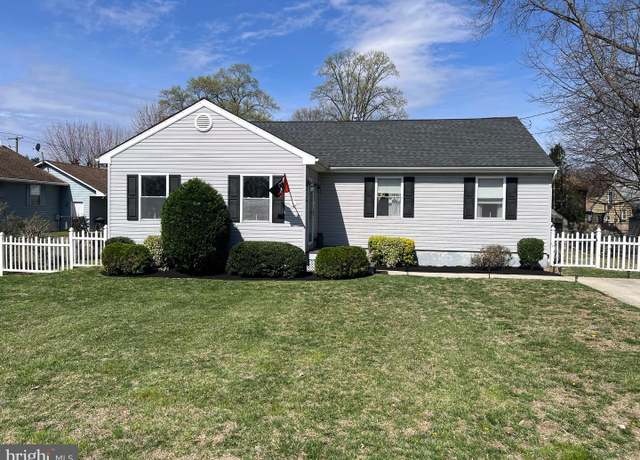 Property at 15 Greenwood Pl, Pennsville, NJ 08070, 3 beds, 2 baths