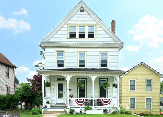 Property at 430 E High St, Bellefonte, PA 16823, 3 beds, 1.5 baths