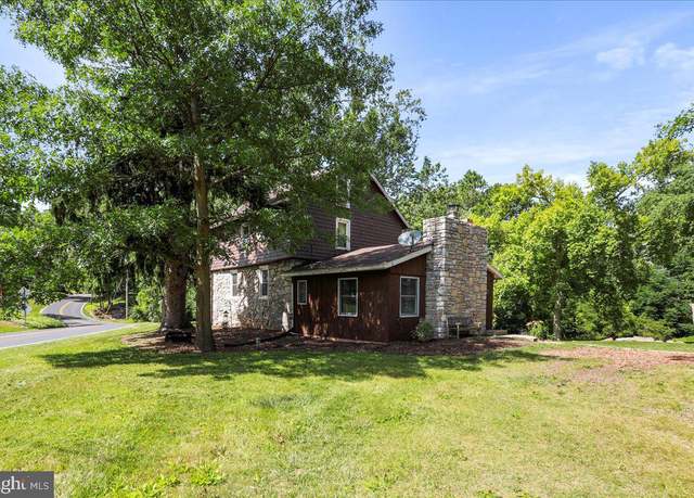 Property at 1206 Ragged Edge Rd, Chambersburg, PA 17202, 3 beds, 1.5 baths