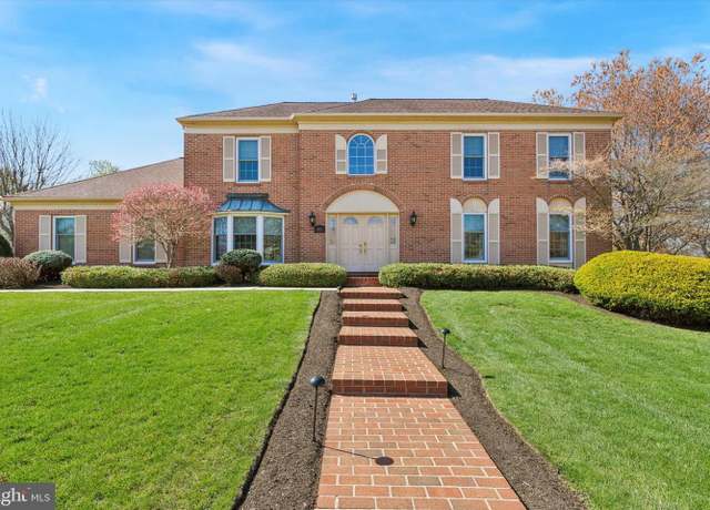 Property at 1811 Beacon Hill Dr, Dresher, PA 19025, 4 beds, 2.5 baths