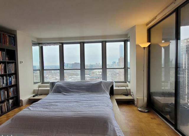 Property at 224-30 W Rittenhouse Sq Unit 2515A, Philadelphia, PA 19103, 1 bath