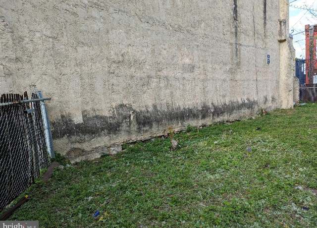 Property at 735 N 42nd St, Philadelphia, PA 19104