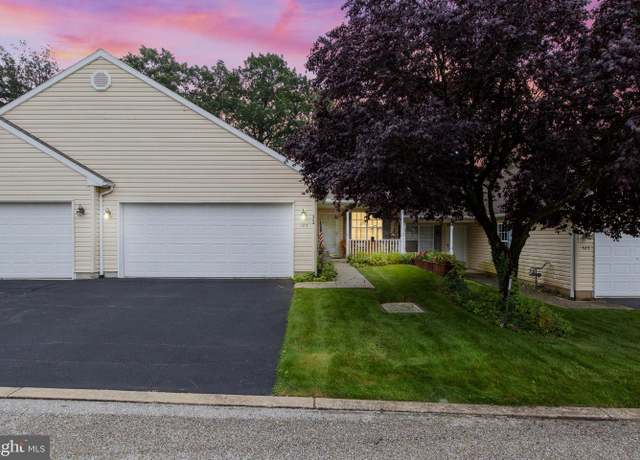 Property at 324 Winners Cir #324, Red Lion, PA 17356, 3 beds, 3 baths