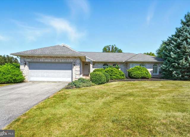 Property at 3621 Rock Creek Dr, Dover, PA 17315, 3 beds, 1.5 baths