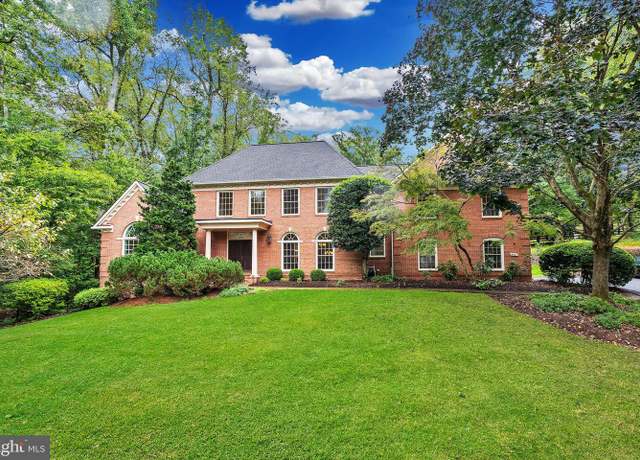 Property at 9601 Brookmeadow Ct, Vienna, VA 22182, 5 beds, 5 baths