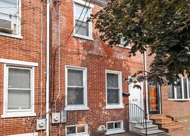 Property at 845 N Madison St, Wilmington, DE 19801, 3 beds, 1.5 baths