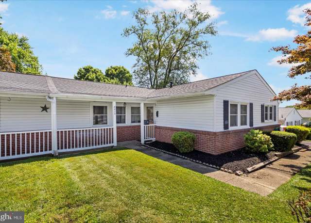Property at 8413 Hallmark Cir, Baltimore, MD 21234, 3 beds, 1.5 baths