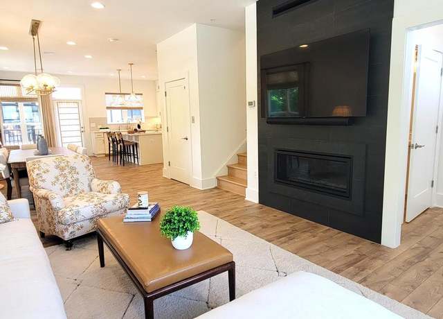 Property at 11400 Emerald Park Rd, Potomac, MD 20854, 3 beds, 4 baths