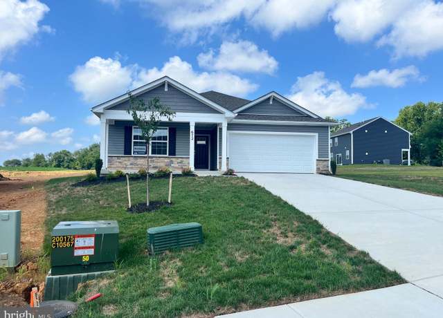 Property at 672 Armstrong Ave, Hagerstown, MD 21740, 4 beds, 2 baths